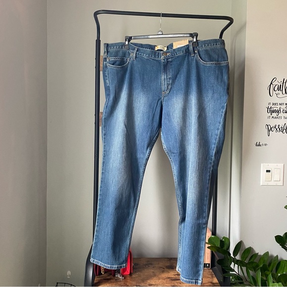 Carhartt Women's Original Fit straight leg Blaine Jean size 24W Regular NEW - Picture 2 of 8